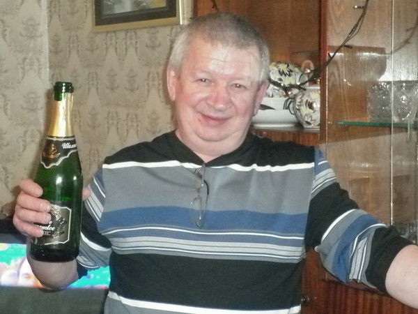 Василий Гусев