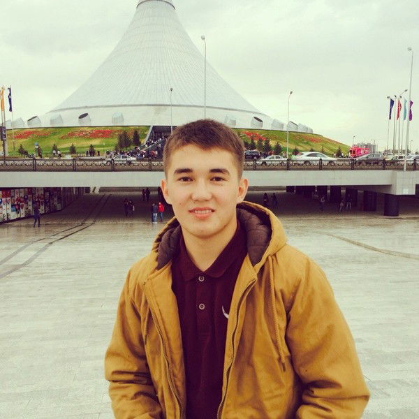 Рахат Анапия