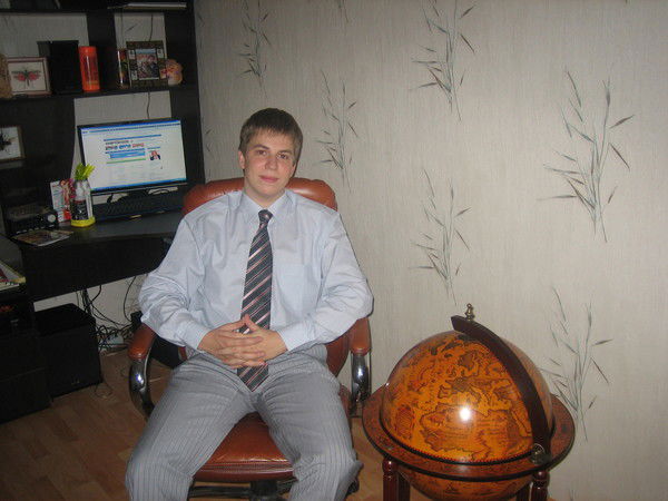 Дмитрий Карташёв