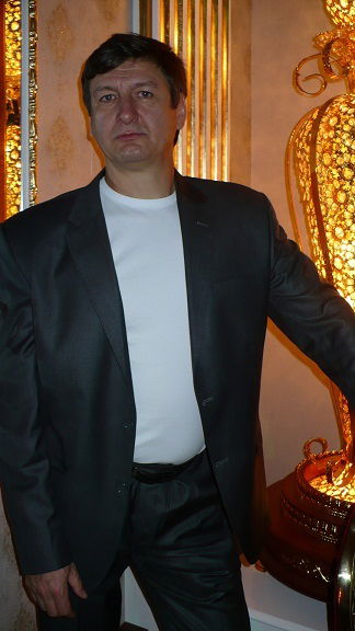 Михаил Днепровский