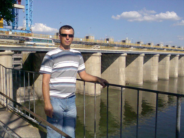 Александр Александровский