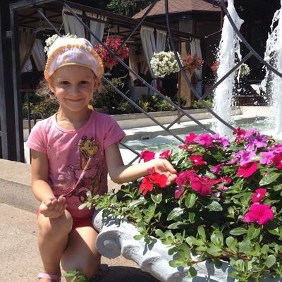 Оленька Кравченко