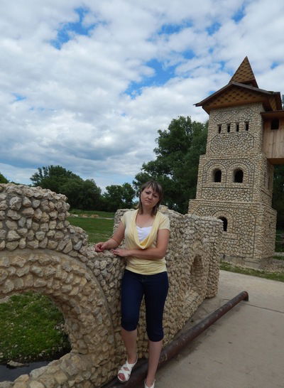 Юлия Попова