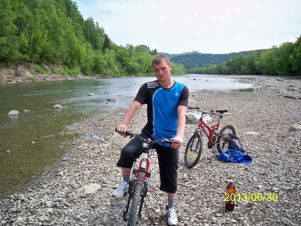 Юрий Токмин