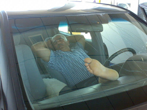 Ельдар Рустамов