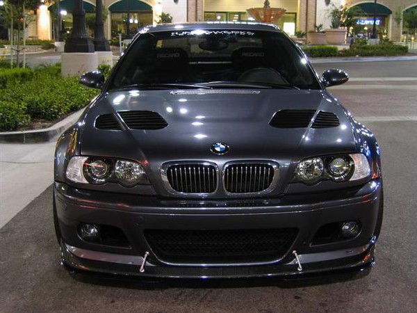 Валера Николаев