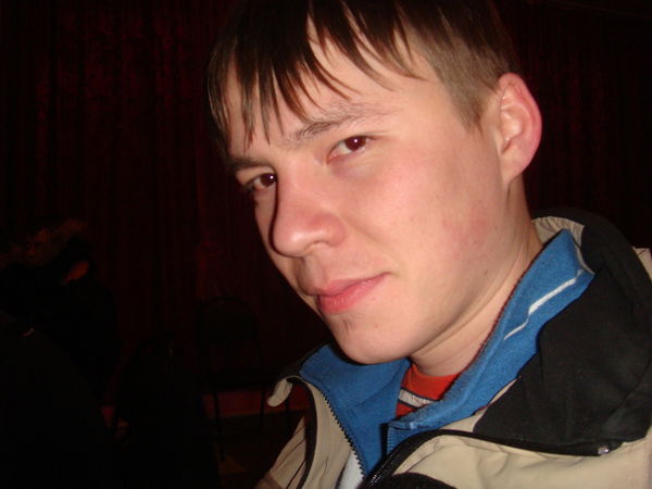 Дмитрий Николаев