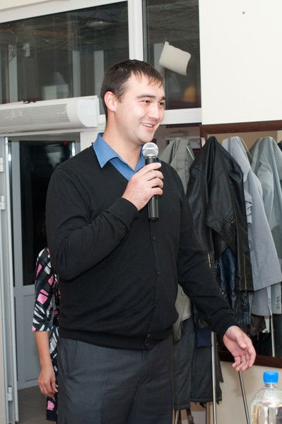 Денис Султанов