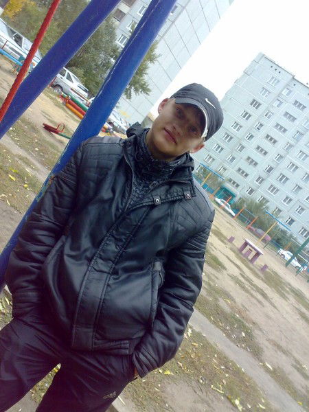 Александр Наумов