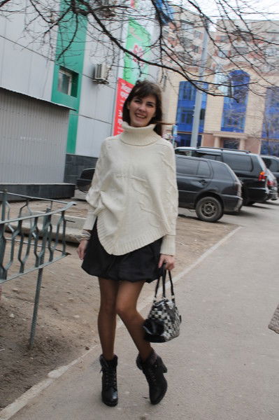 Алёна Николаева