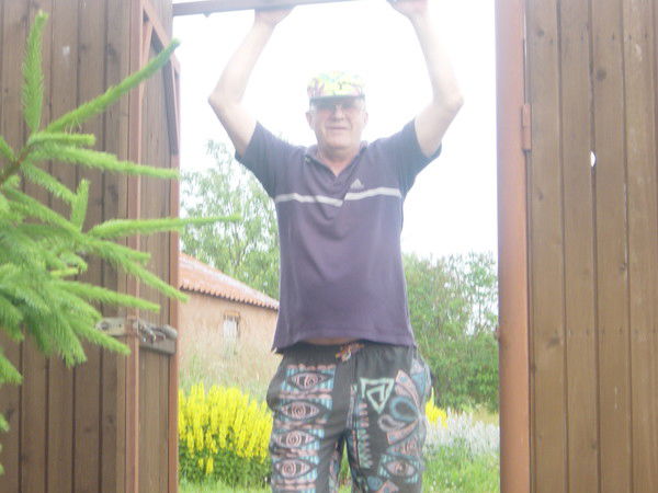 Неизвестно Неизвестно