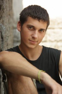 Дмитрий Азарко