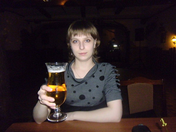 Оленька Гусельникова