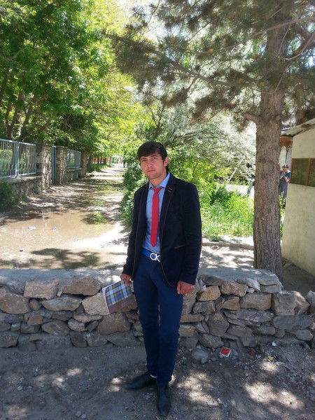 Gorniй Pacan Iz Cudniй Pamira