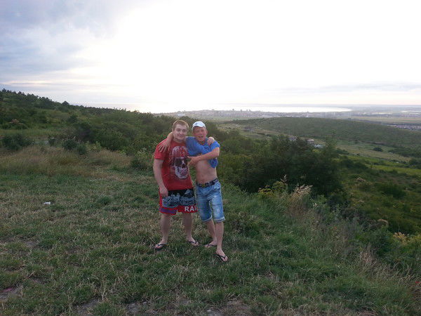 Эмиль Устаметов