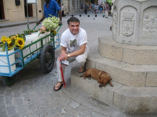 Олег Новиков