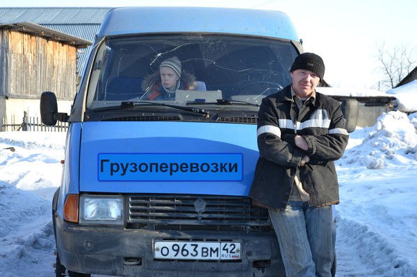 Виктор Хмелев