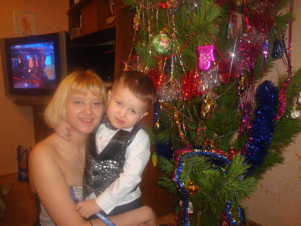 Лена Анищенко