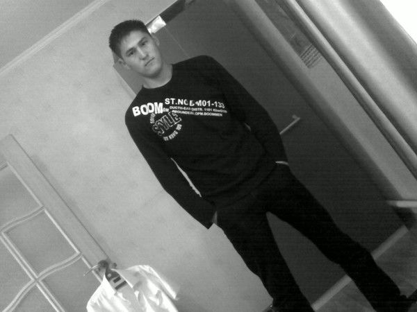 Жандос Есенгали