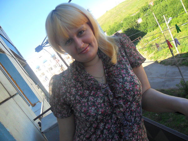 Лена Николаева