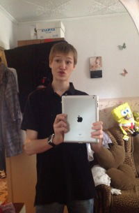 Влад Казанцев