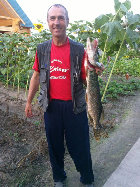 Борис Исаев