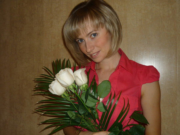 Яна Белоусова