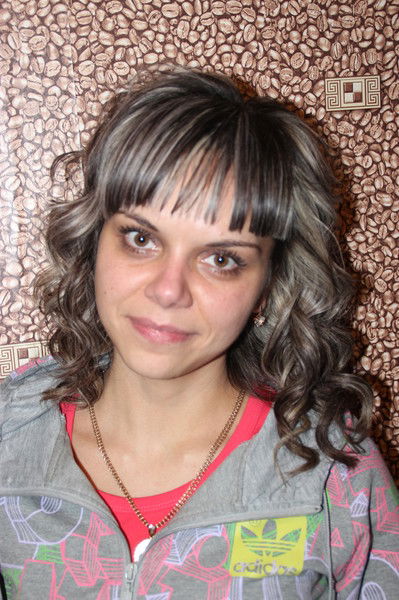 Оленька Молокова