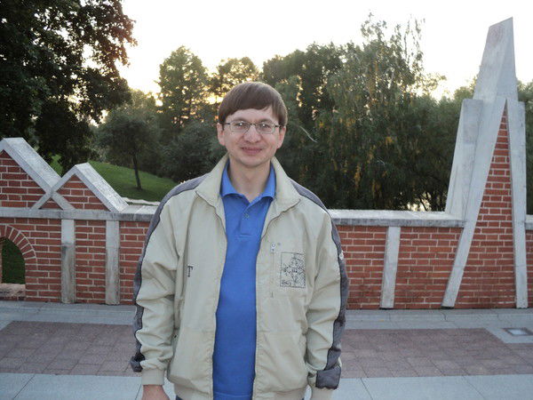 Дамир Сафаров