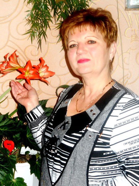 Нина Алексеева