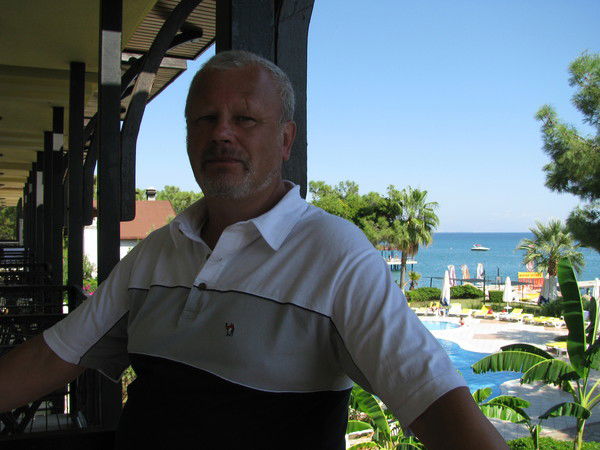 Владимир Богомолов