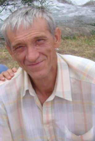 Александр Демиденко