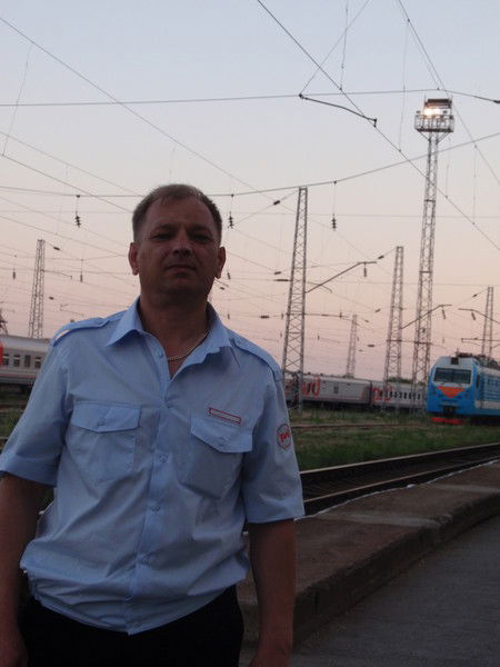 Геннадий Каретников