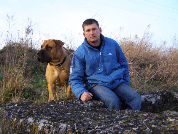 Максим ............