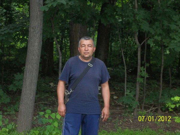 Муминжон Бозоров