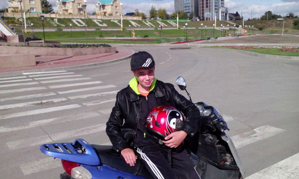 Влад Миронов