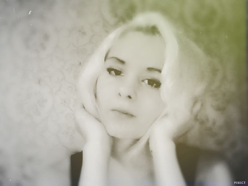 Ника Микилова