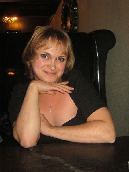 Анна Шерстнева