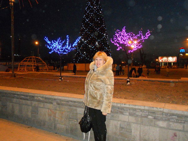 Елена Комиссарова