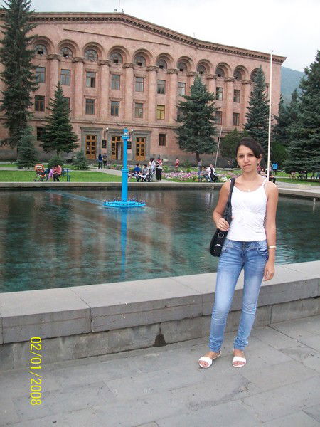 Теймине Амаякян