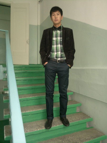 Алишер Бекмурзинов