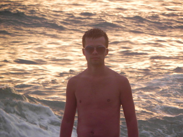 Иван Романов