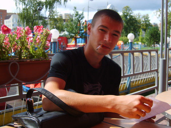 Павел Гладышев