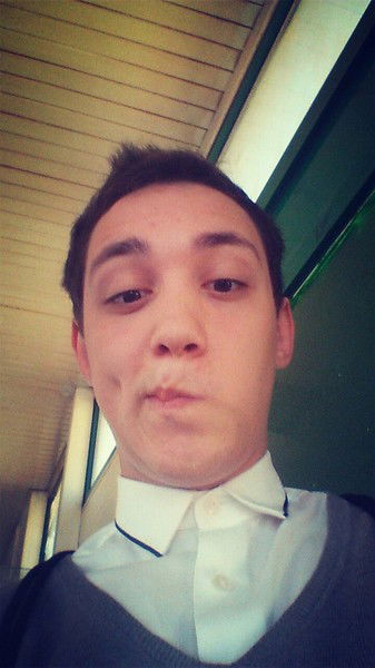 Роман Незнамов