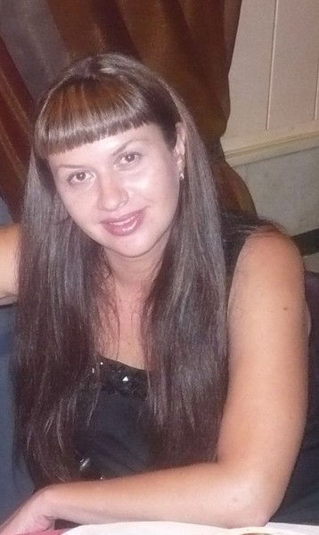 Яна Неволина