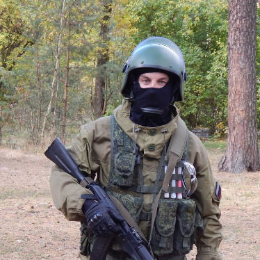 Денис Симаков