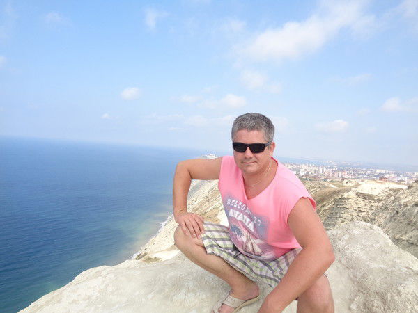 Денис Богданов