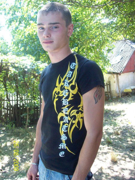 Денис Данченков