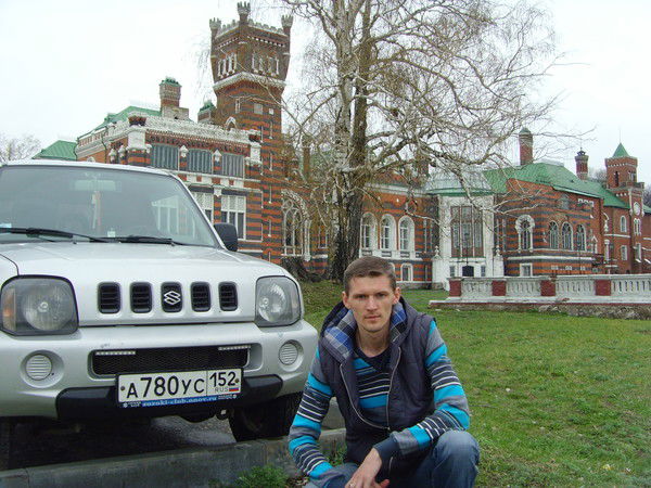 Андрей Колесавин