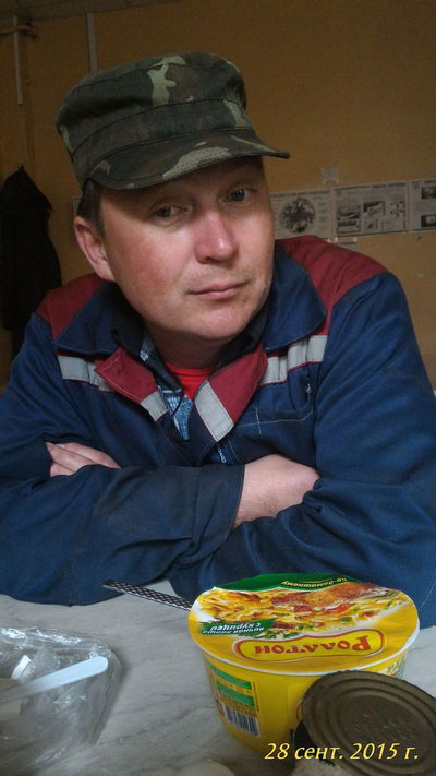 Виталий Садриев